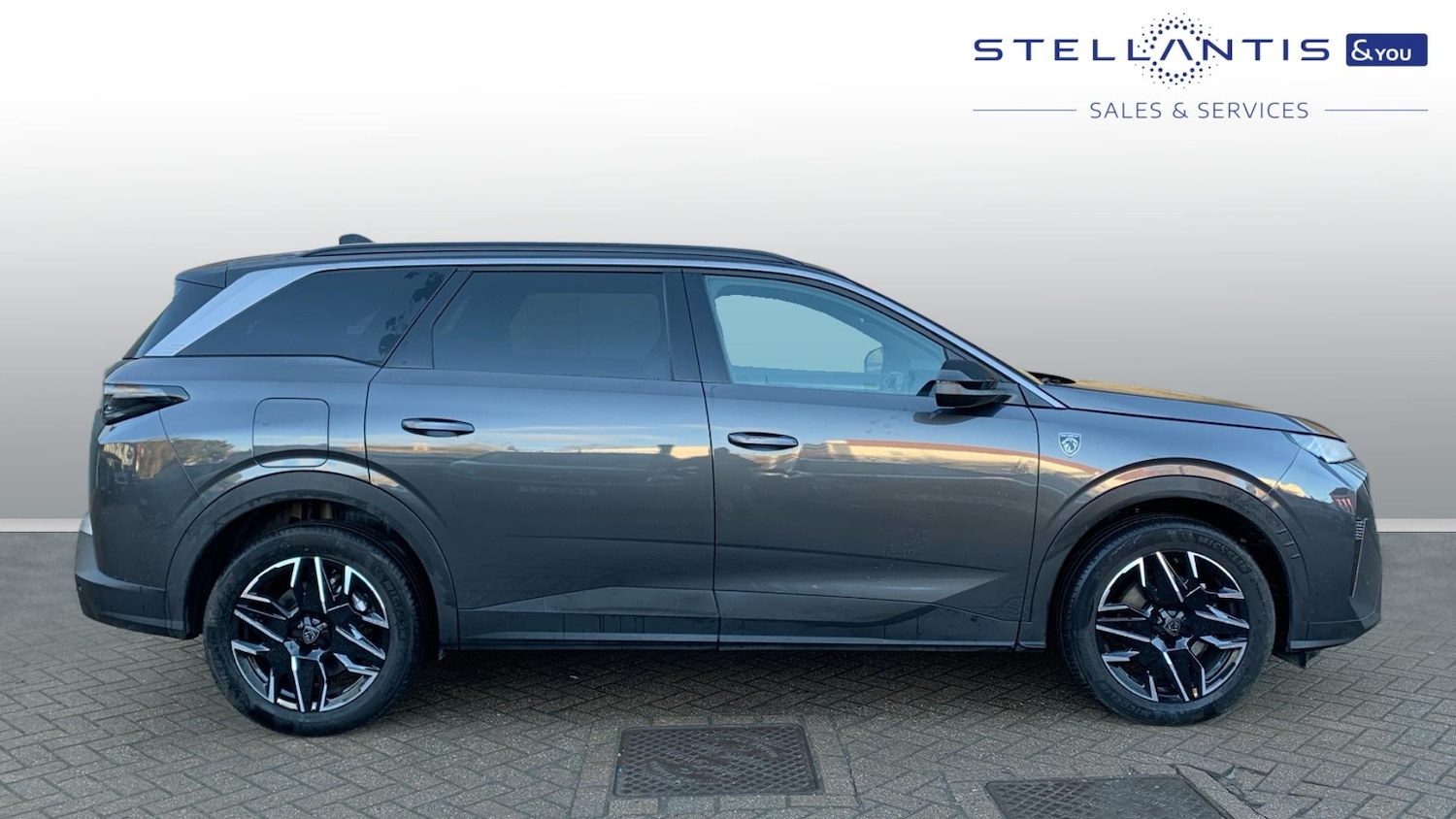 Used Peugeot 5008 2024 for sale - 77231228: Photo 2