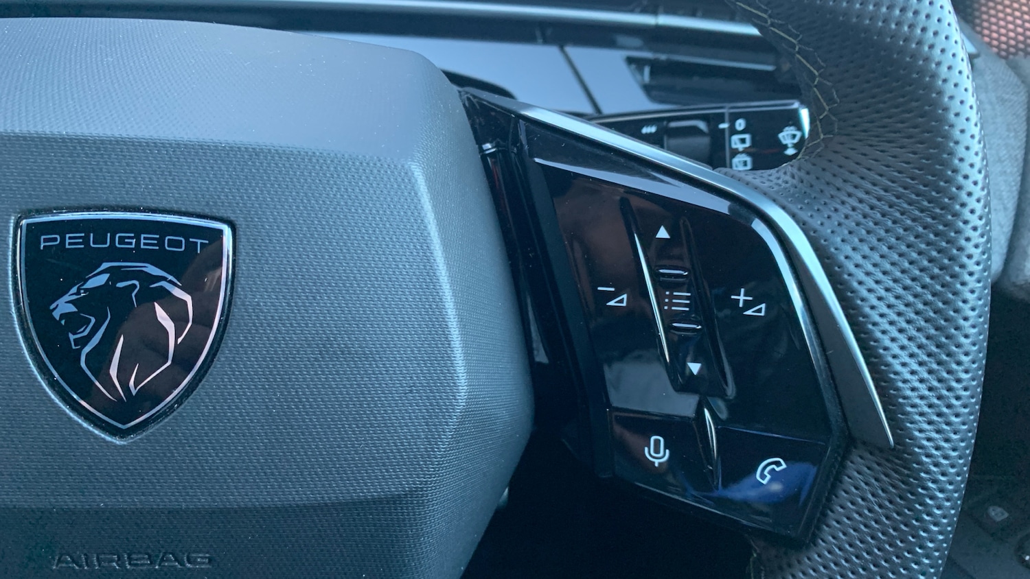 Used Peugeot 5008 2024 for sale - 77231228: Photo 25