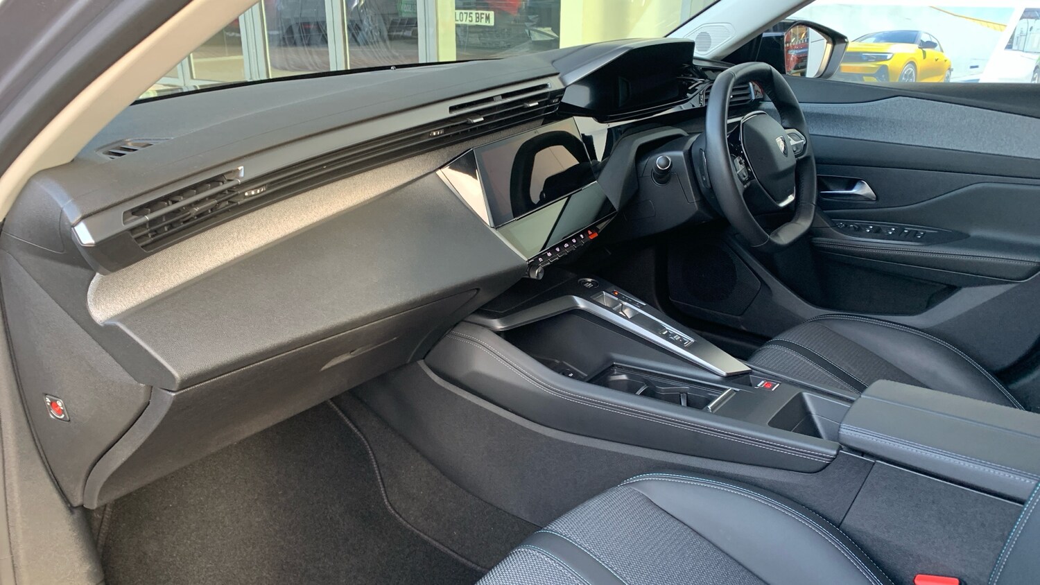 Used Peugeot 308 2022 for sale - 77401112: Photo 12