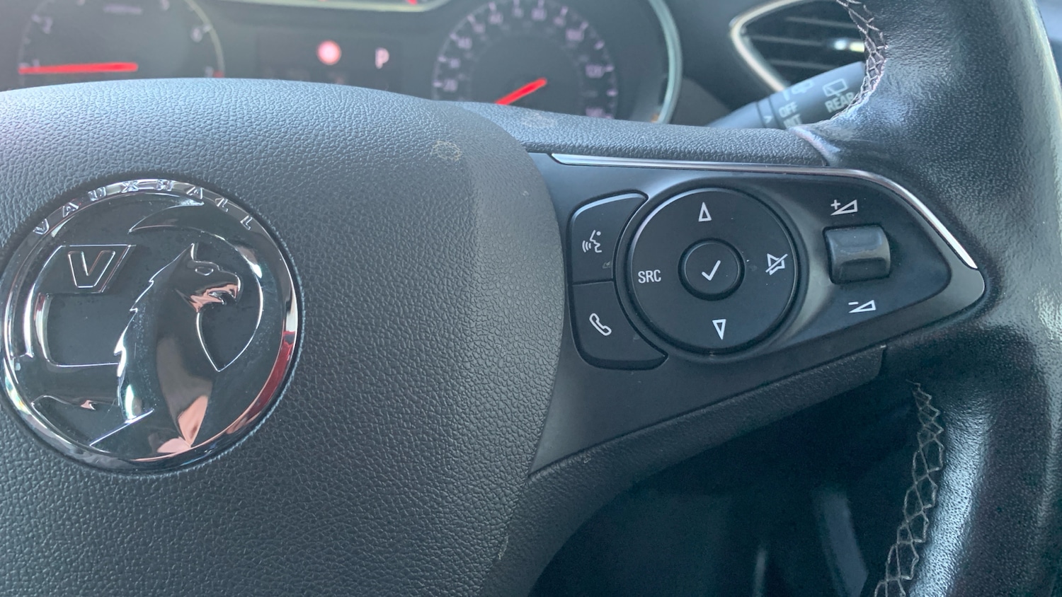 Used Vauxhall Crossland 2022 for sale - 76772588: Photo 24