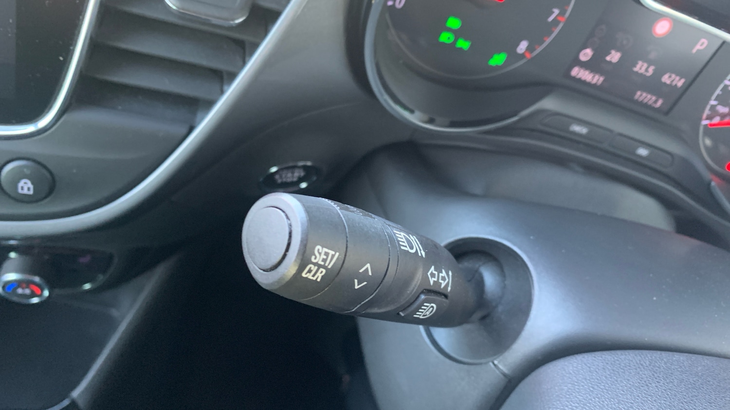 Used Vauxhall Crossland 2022 for sale - 76772588: Photo 27