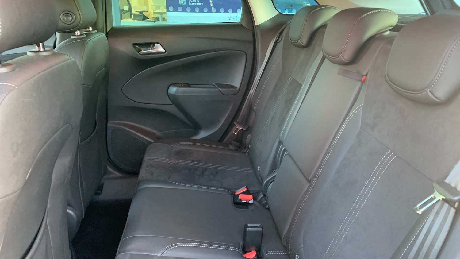 Used Vauxhall Crossland 2022 for sale - 76772588: Photo 32