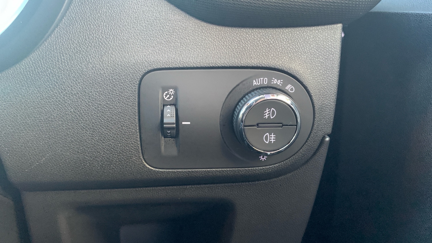 Used Vauxhall Crossland 2022 for sale - 76772588: Photo 33