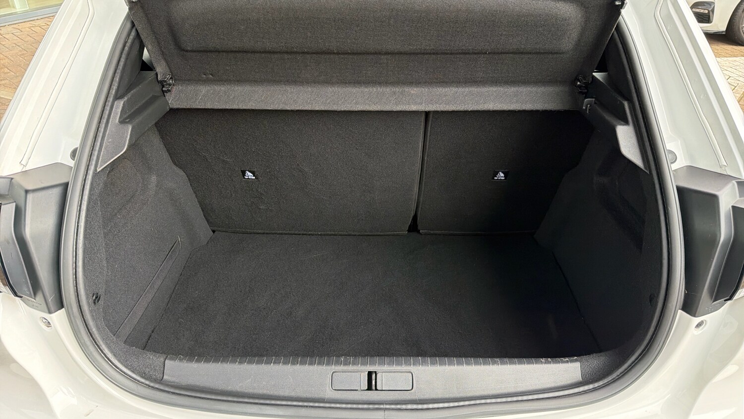 Used Peugeot 208 2023 for sale - 78205948: Photo 19