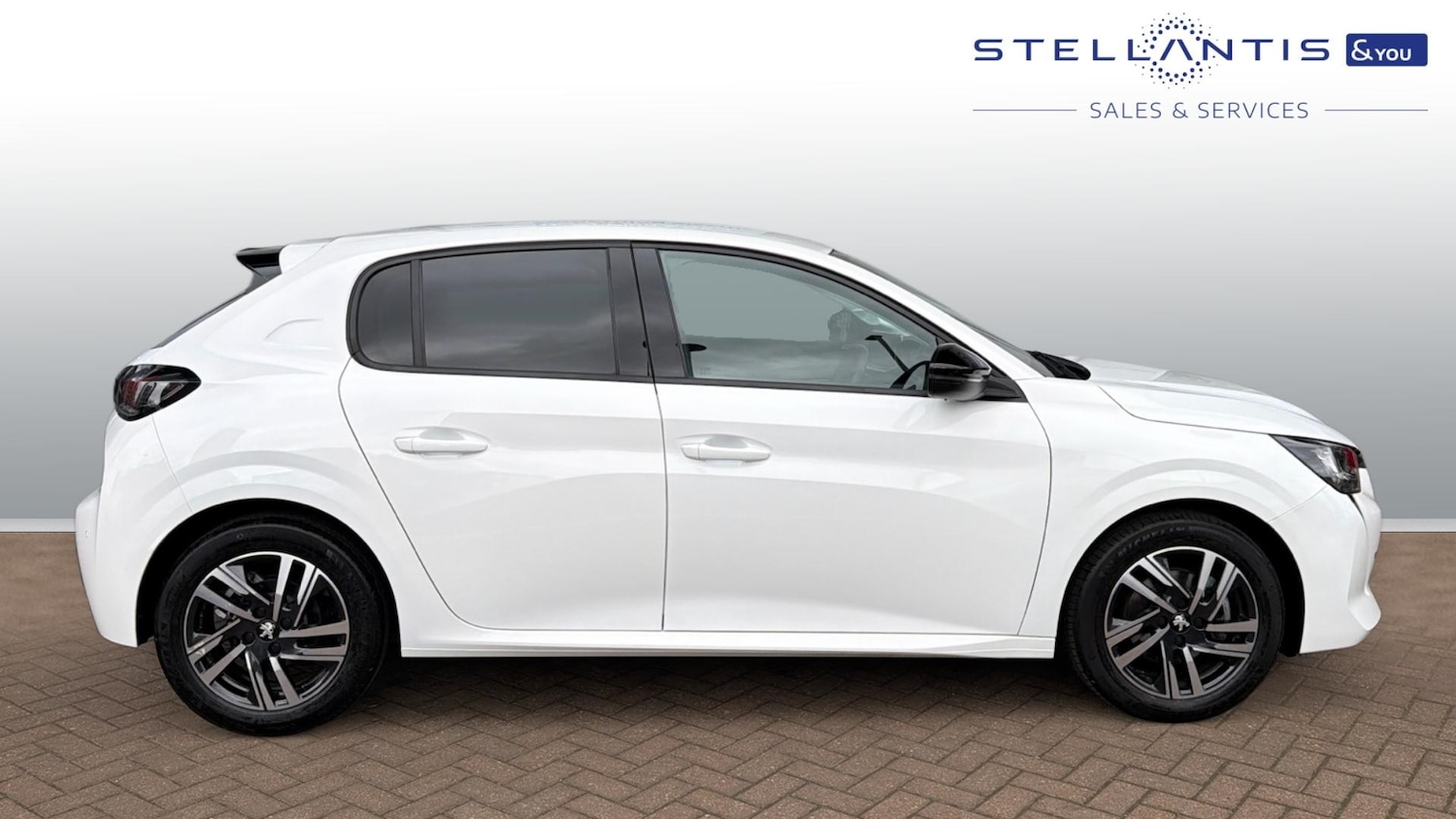 Used Peugeot 208 2023 for sale - 78205948: Photo 2