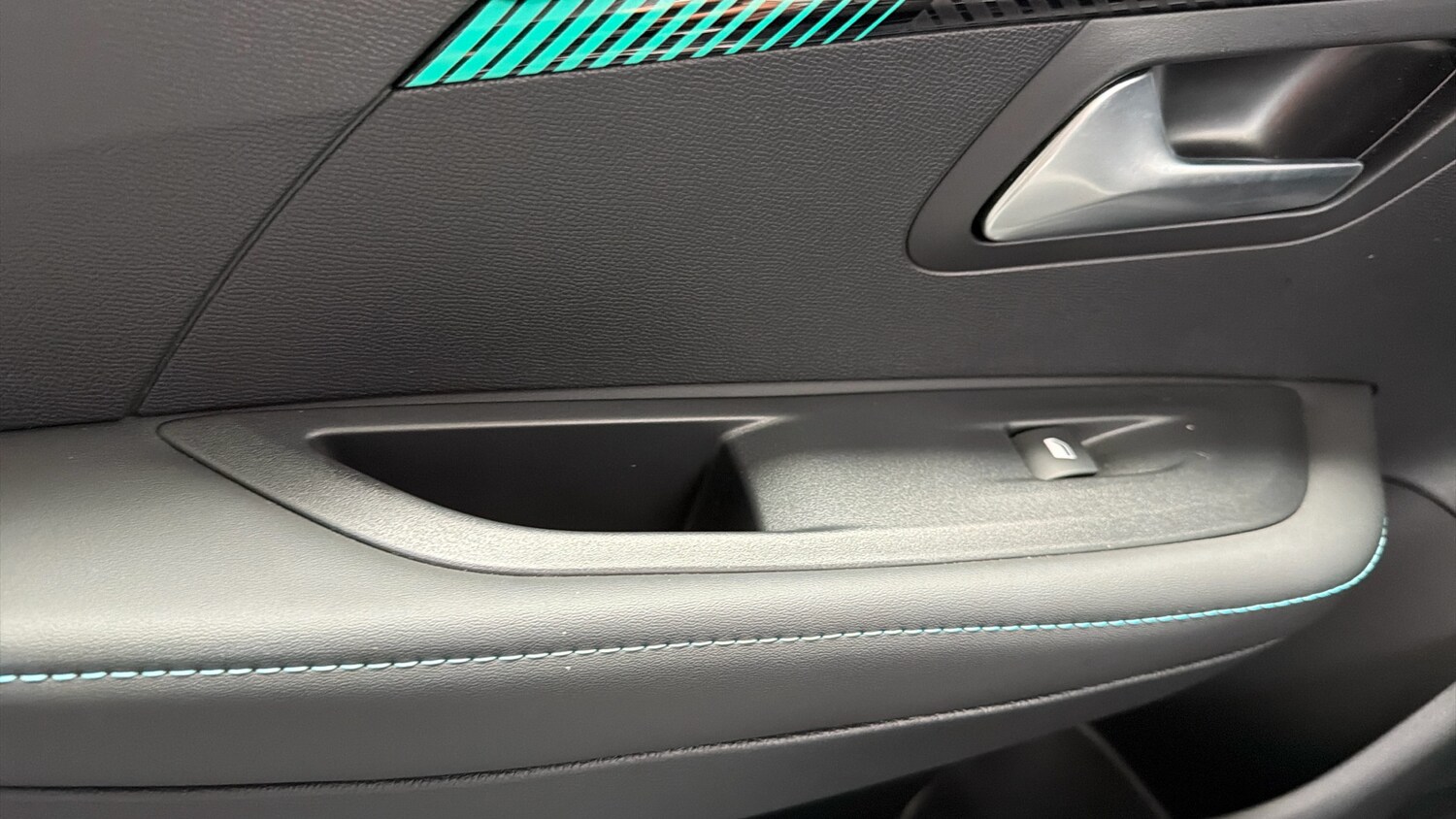 Used Peugeot 208 2023 for sale - 78205948: Photo 41