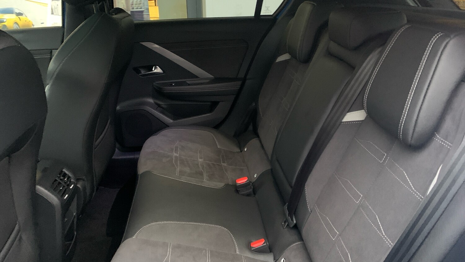 Used Vauxhall Astra 2023 for sale - 76977321: Photo 34