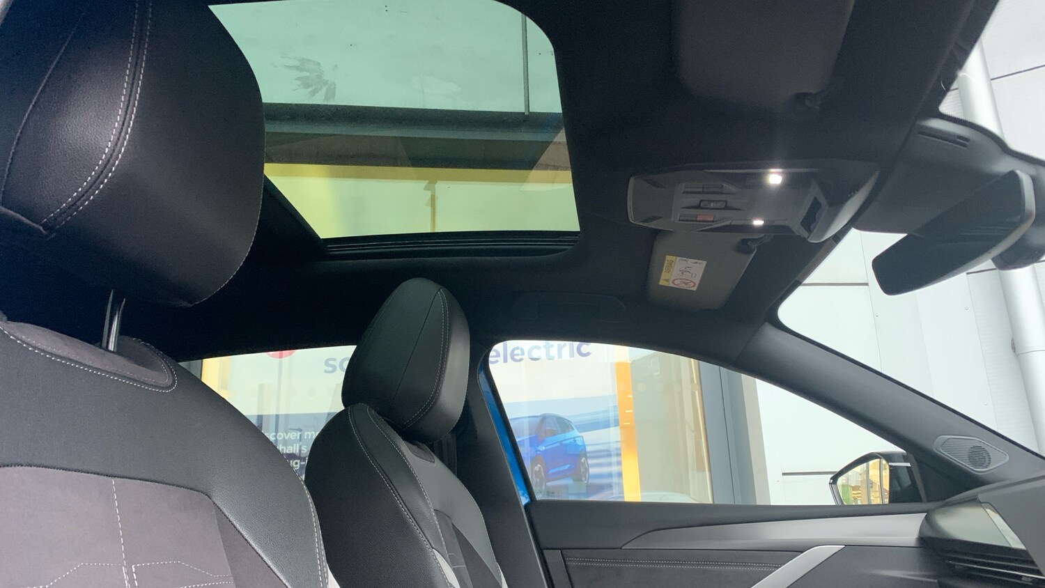Used Vauxhall Astra 2023 for sale - 76977321: Photo 55