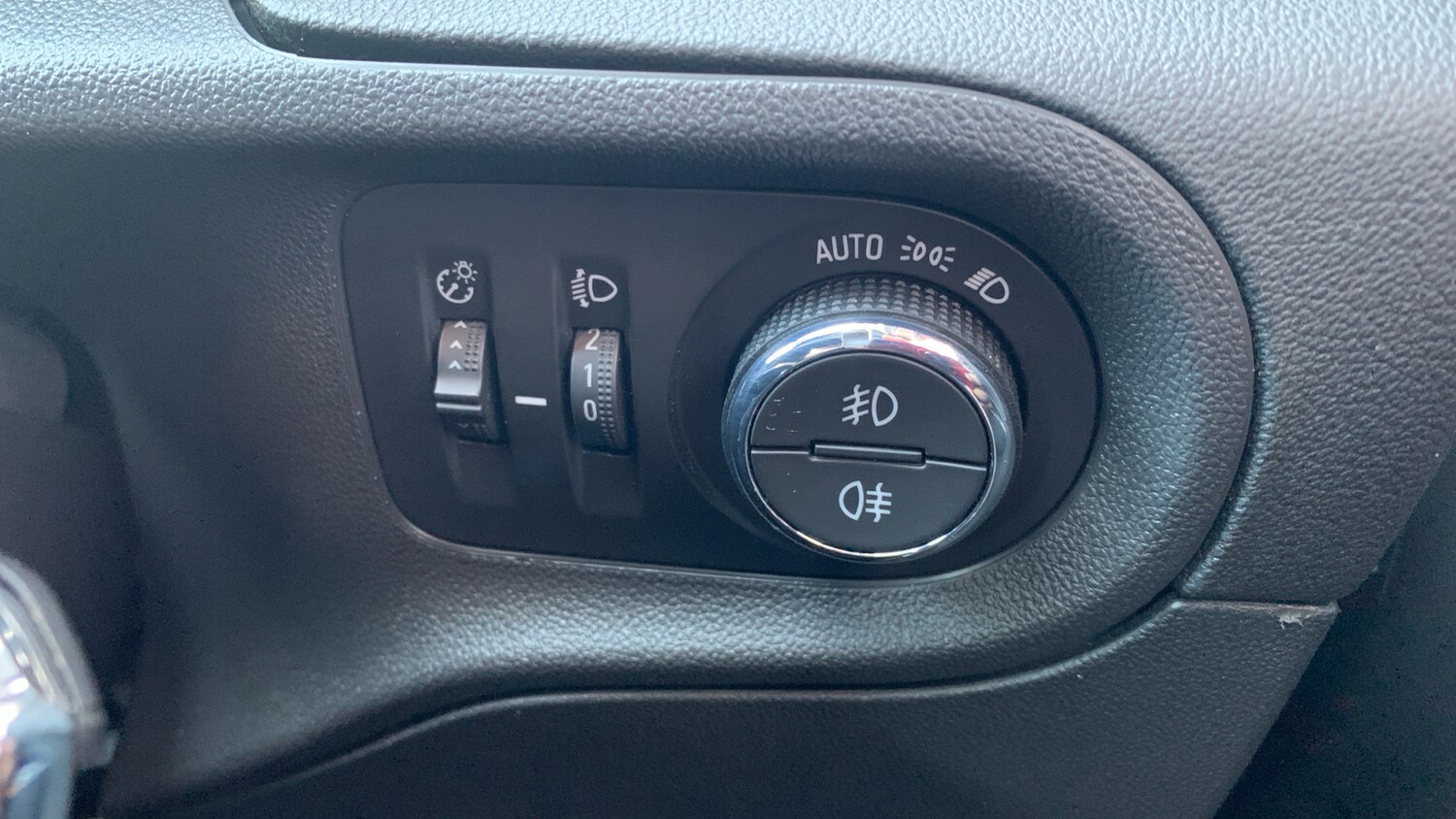 Vehicle 33