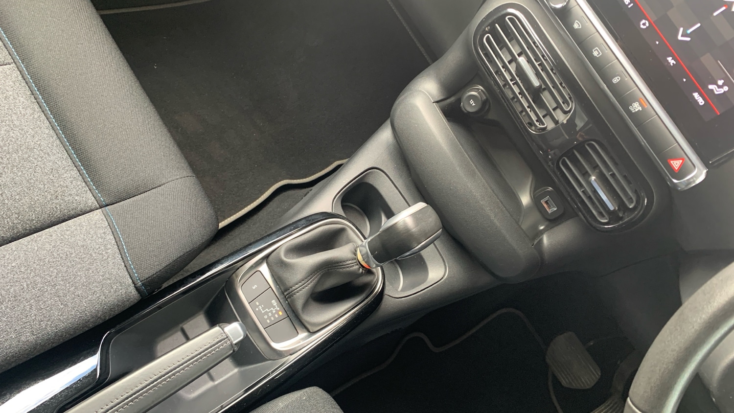 Used Citroen C4 Cactus 2019 for sale - 76359100: Photo 20