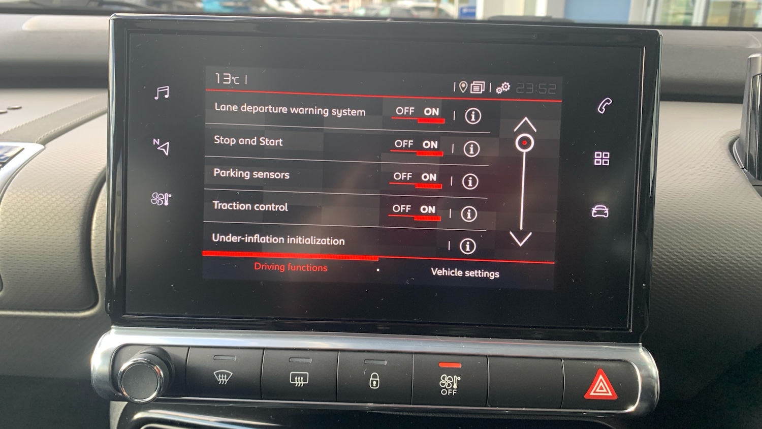 Used Citroen C4 Cactus 2019 for sale - 76359100: Photo 30