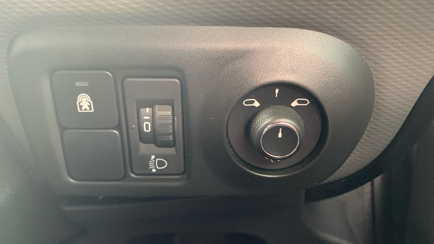 Used Citroen C4 Cactus 2019 for sale - 76359100: Photo 34