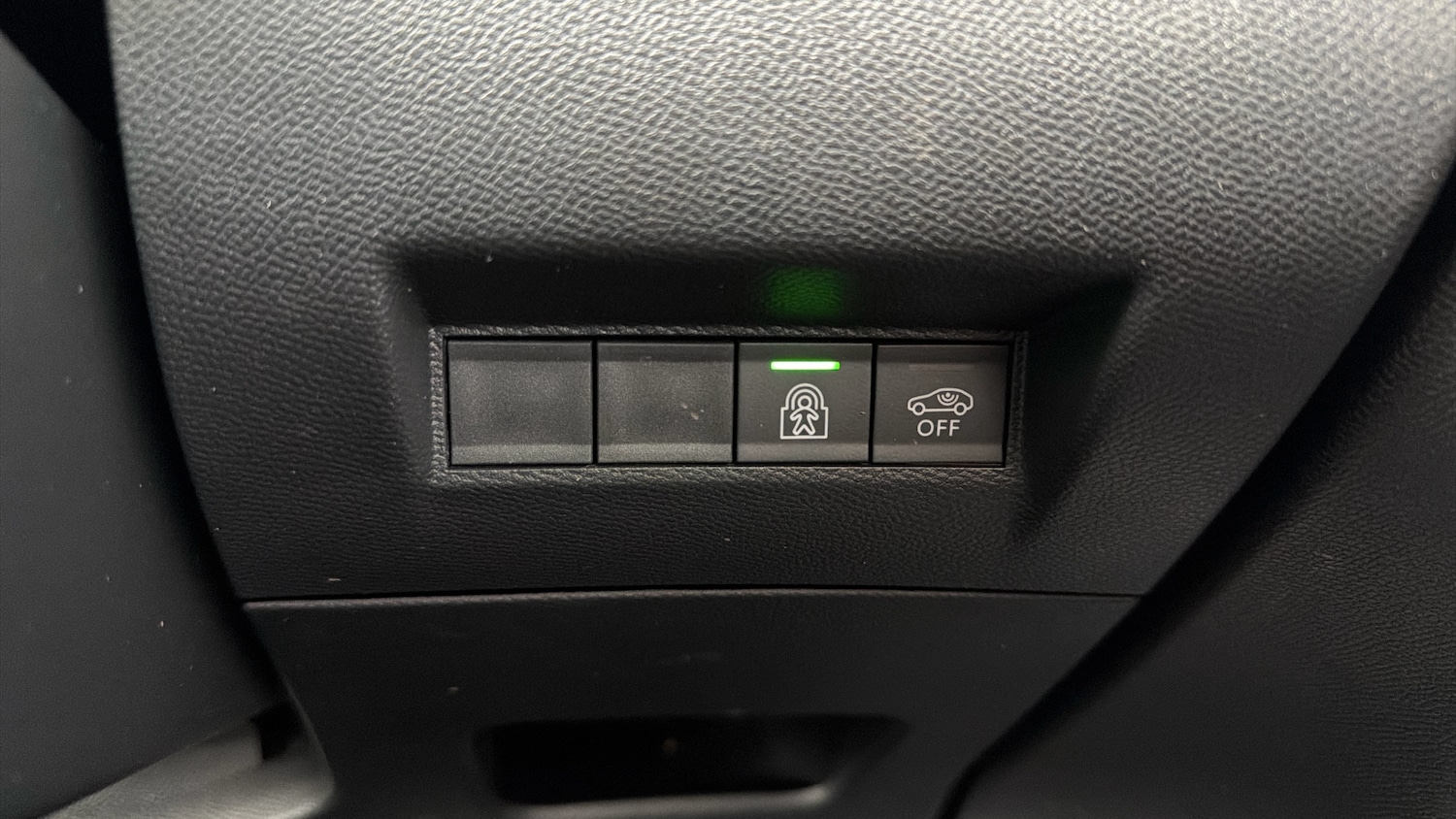 Used Peugeot 208 2024 for sale - 78128718: Photo 33