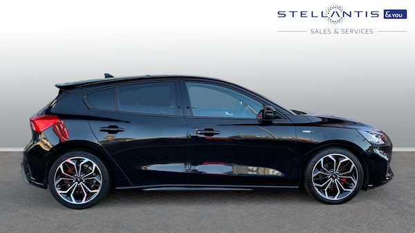Used Ford Focus 2020 for sale - 75233858: Photo 2