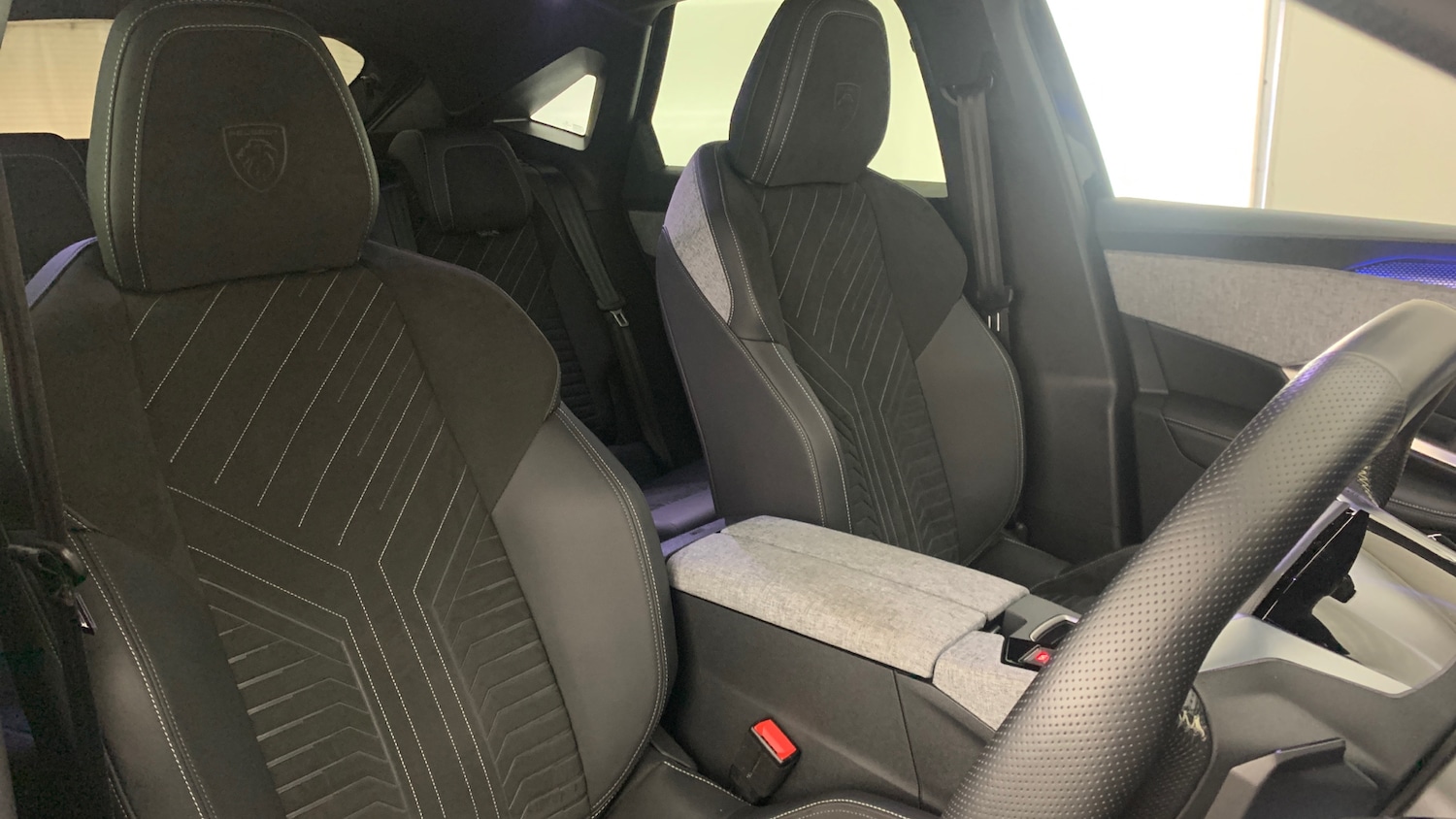 Used Peugeot 3008 2024 for sale - 77231224: Photo 46