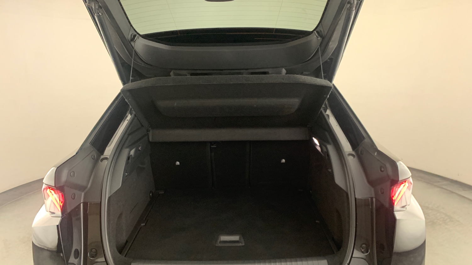 Used Peugeot 3008 2024 for sale - 77231224: Photo 6