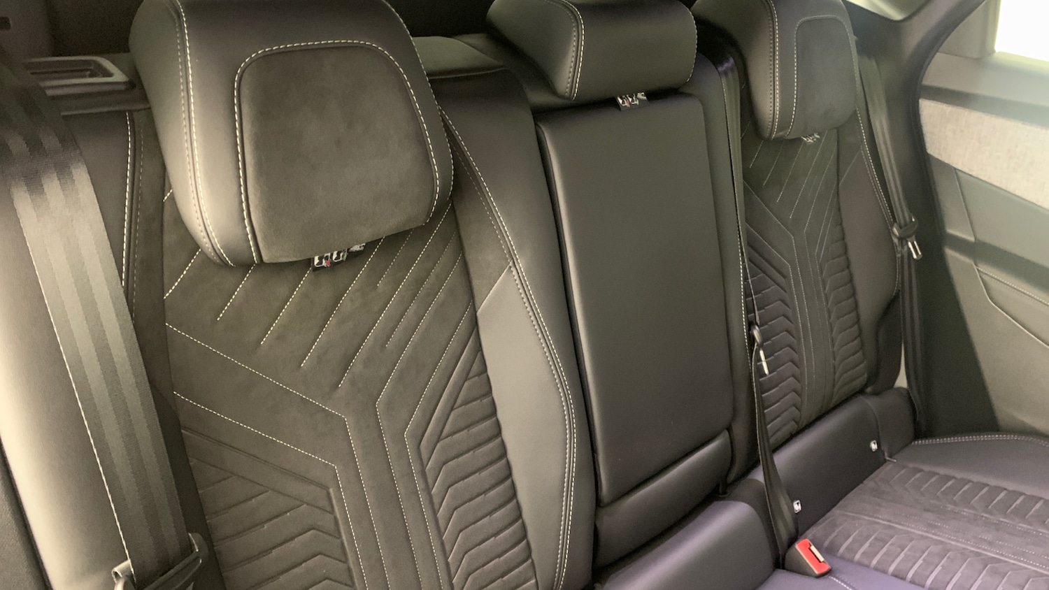 Used Peugeot 3008 2024 for sale - 77231224: Photo 8