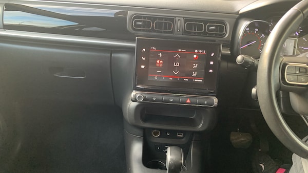 Used Citroen C3 2018 for sale - 76175977: Photo 10
