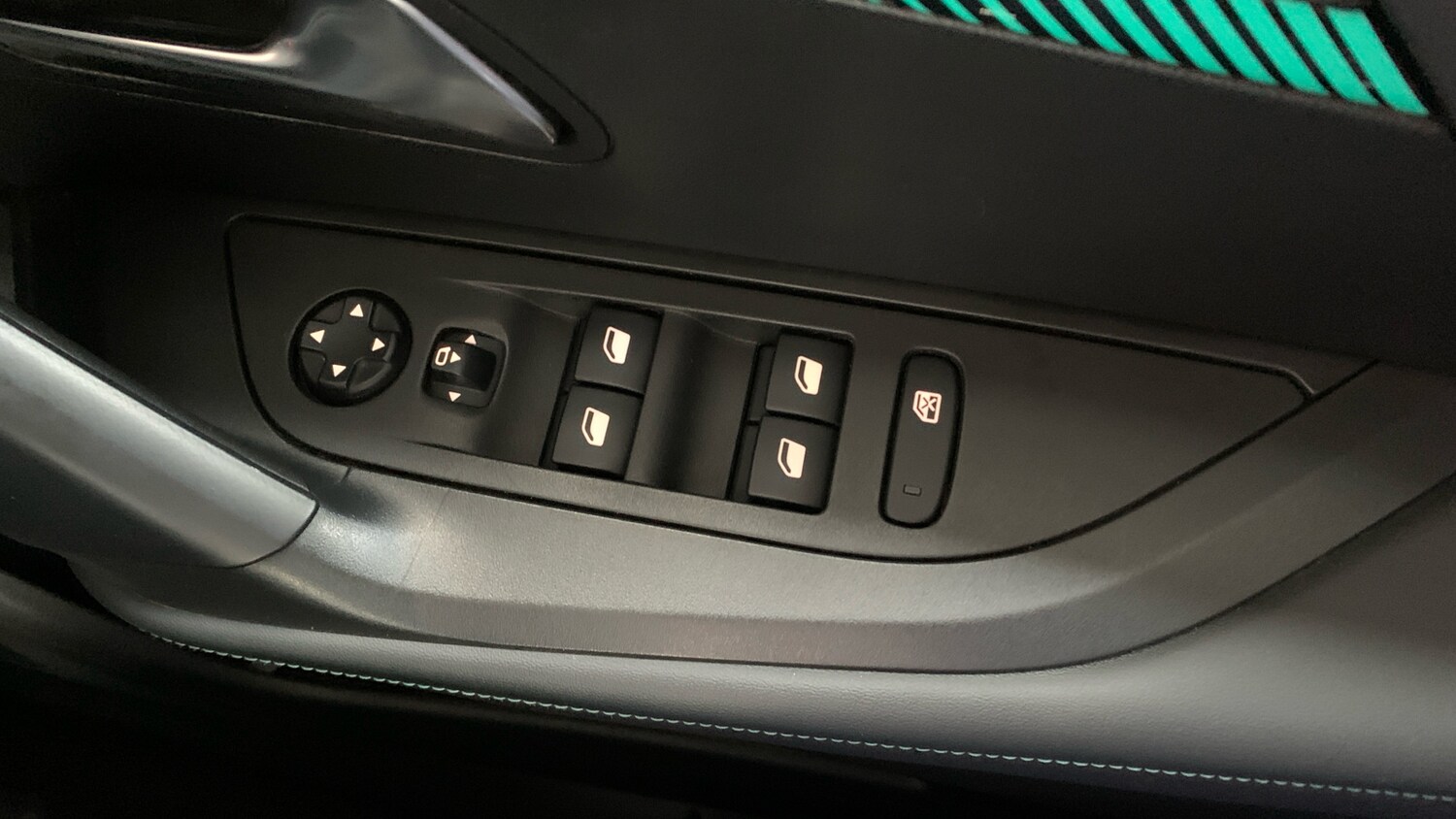 Used Peugeot 2008 2021 for sale - 77018057: Photo 22