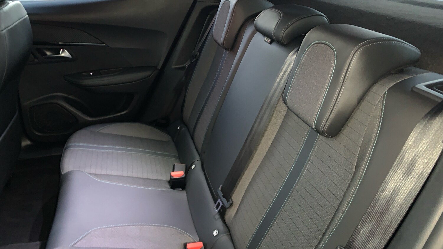 Used Peugeot 2008 2021 for sale - 77018057: Photo 32