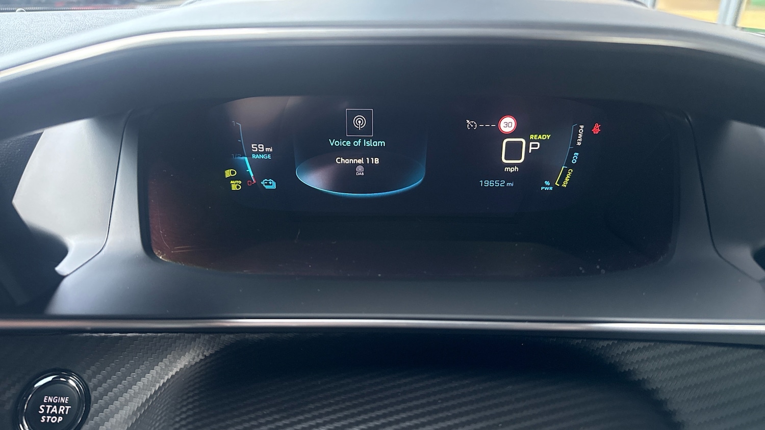 Used Peugeot 2008 2022 for sale - 77825787: Photo 13