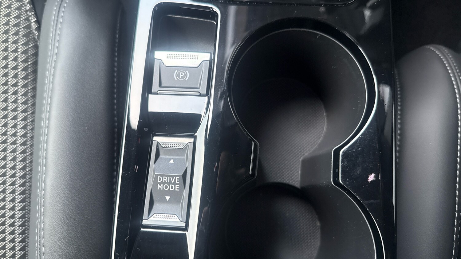 Used Peugeot 2008 2022 for sale - 77825787: Photo 21