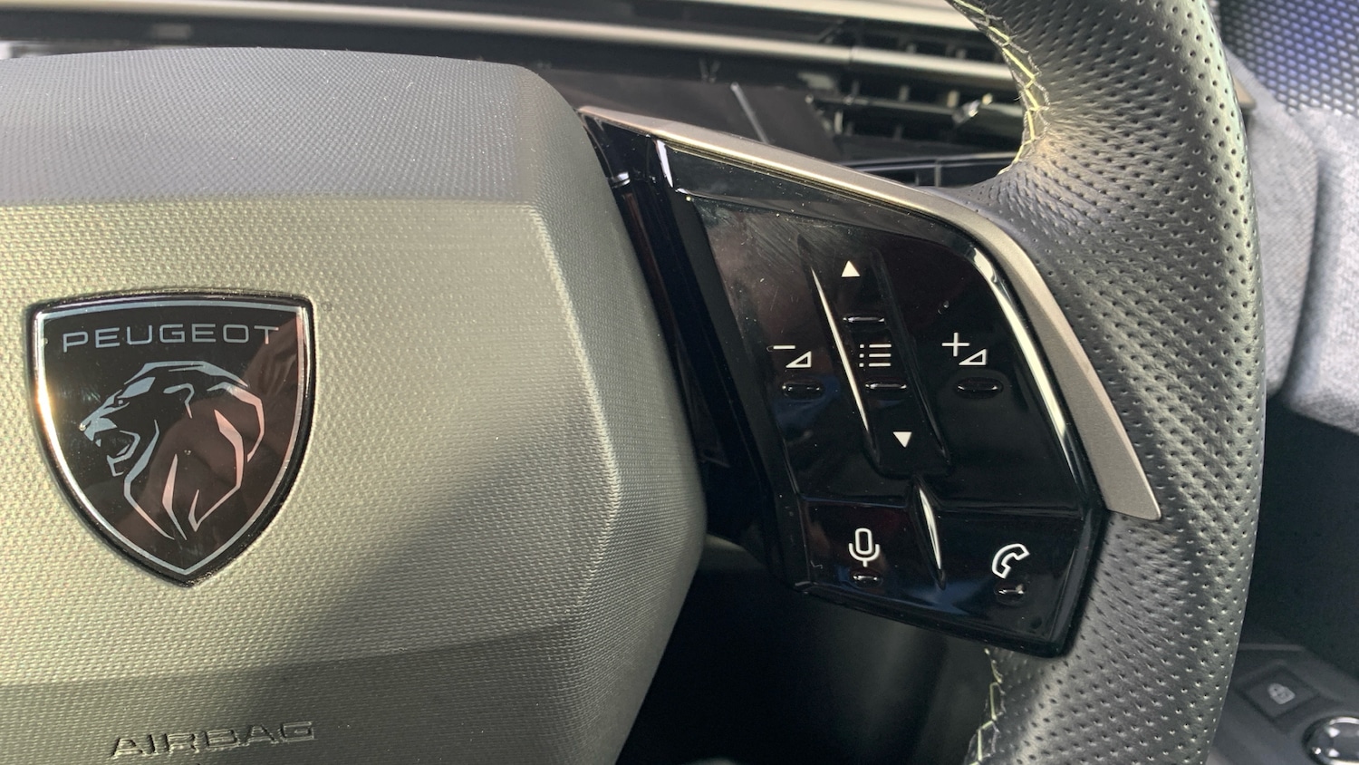 Used Peugeot 3008 2025 for sale - 76866808: Photo 24