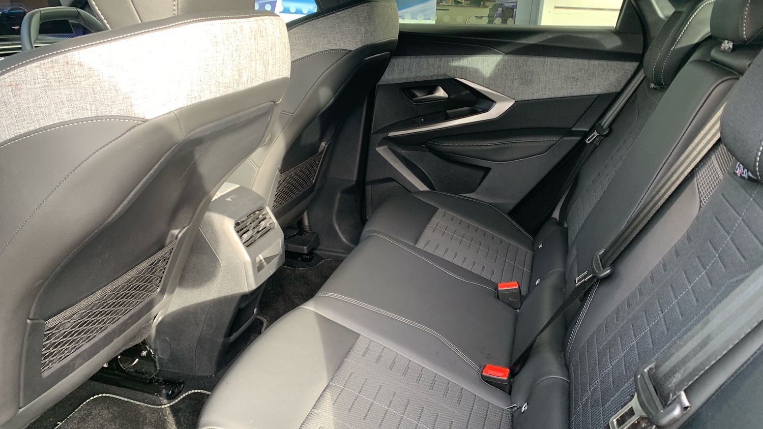 Used Peugeot 3008 2025 for sale - 76866808: Photo 33