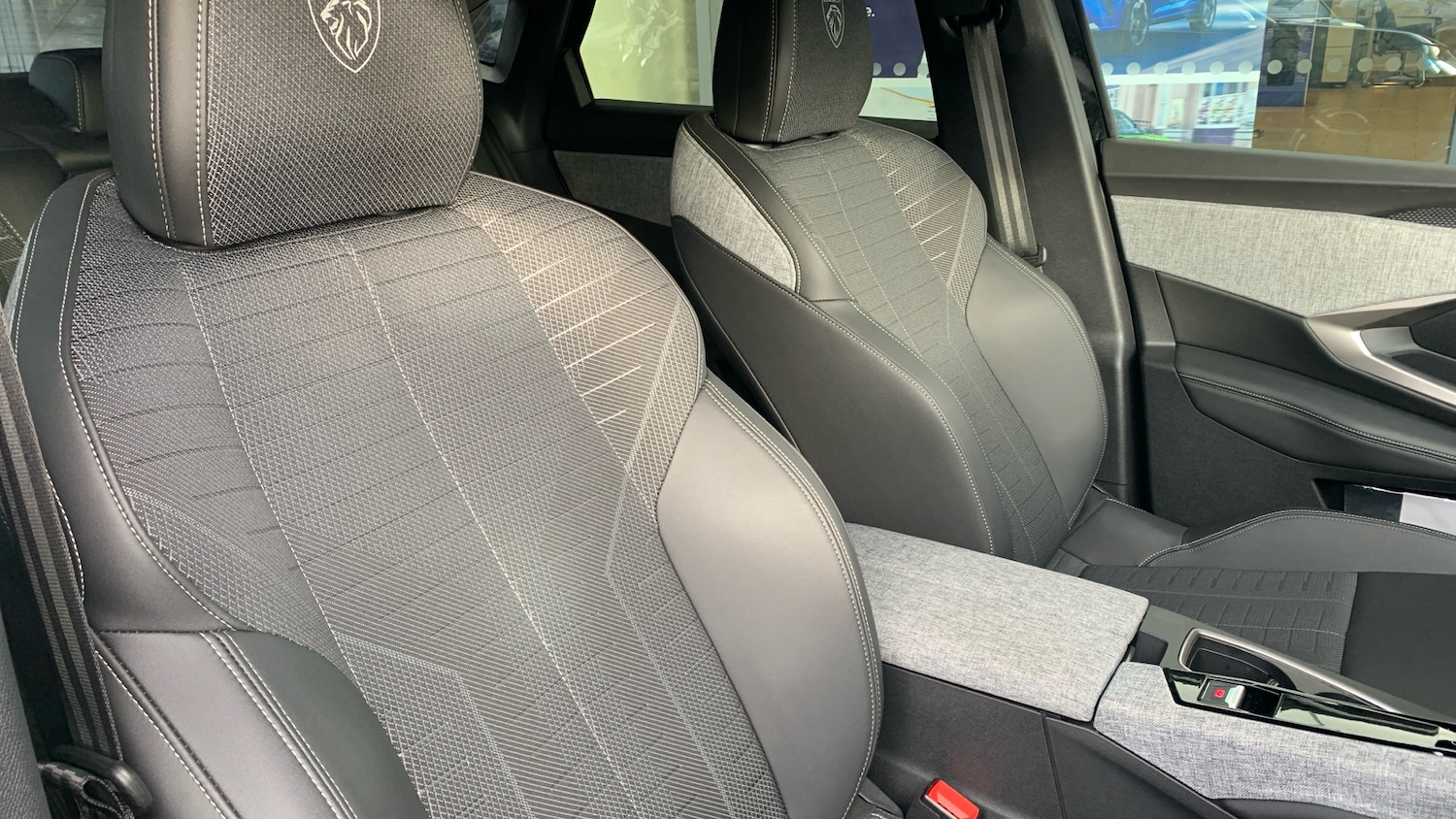 Used Peugeot 3008 2025 for sale - 76866808: Photo 42