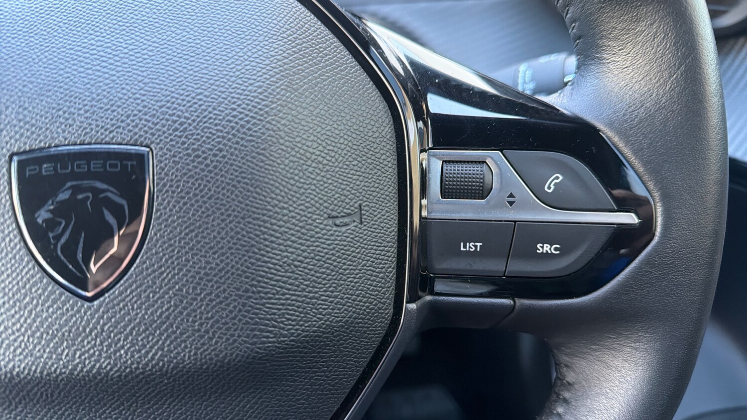 Used Peugeot 2008 2024 for sale - 78205951: Photo 24