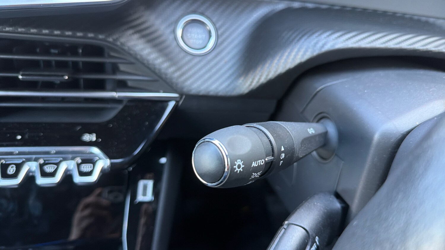 Used Peugeot 2008 2024 for sale - 78205951: Photo 27