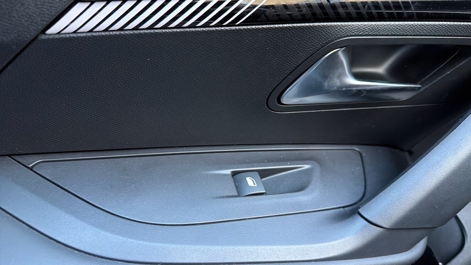 Used Peugeot 2008 2024 for sale - 78205951: Photo 40