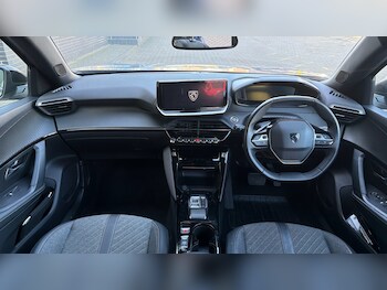 Used Peugeot 2008 2024 for sale - 78205951: Photo