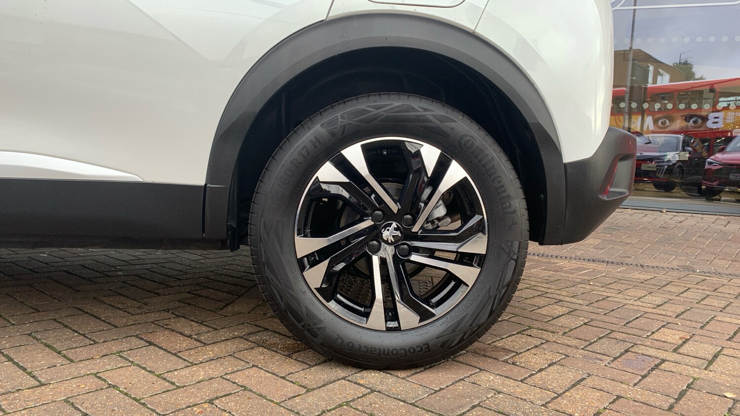 Used Peugeot 2008 2022 for sale - 76285210: Photo 15