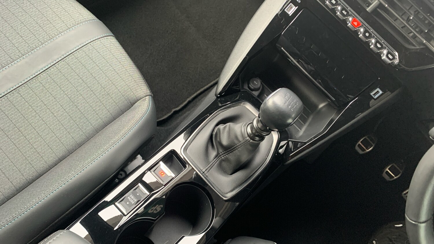 Used Peugeot 2008 2022 for sale - 76285210: Photo 20