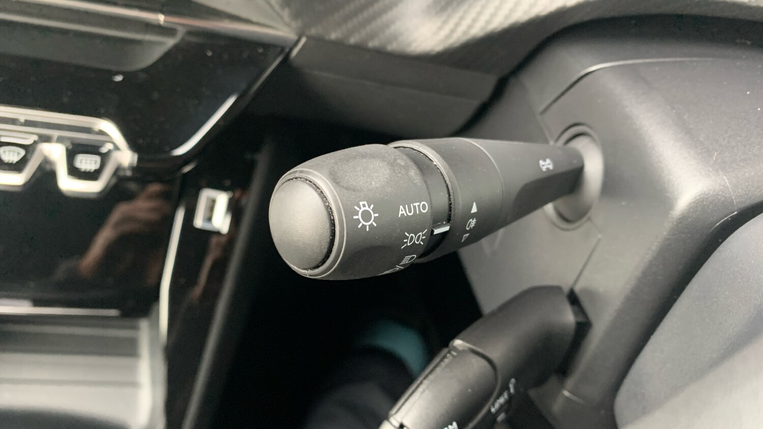 Used Peugeot 2008 2022 for sale - 76285210: Photo 27