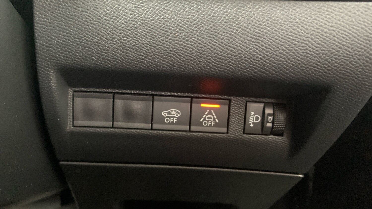 Used Peugeot 2008 2022 for sale - 76285210: Photo 34