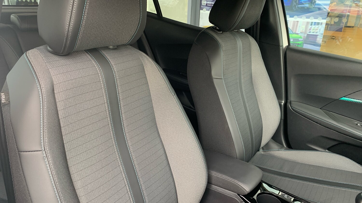 Used Peugeot 2008 2022 for sale - 76285210: Photo 42