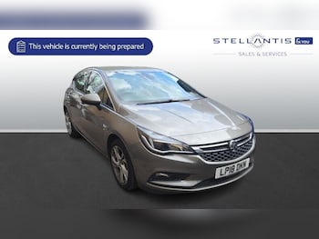 Used Vauxhall Astra 2018 for sale - 79613610: Photo