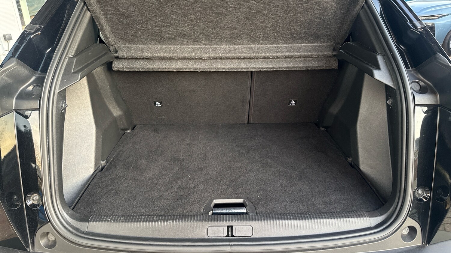 Used Peugeot 2008 2021 for sale - 77971221: Photo 19