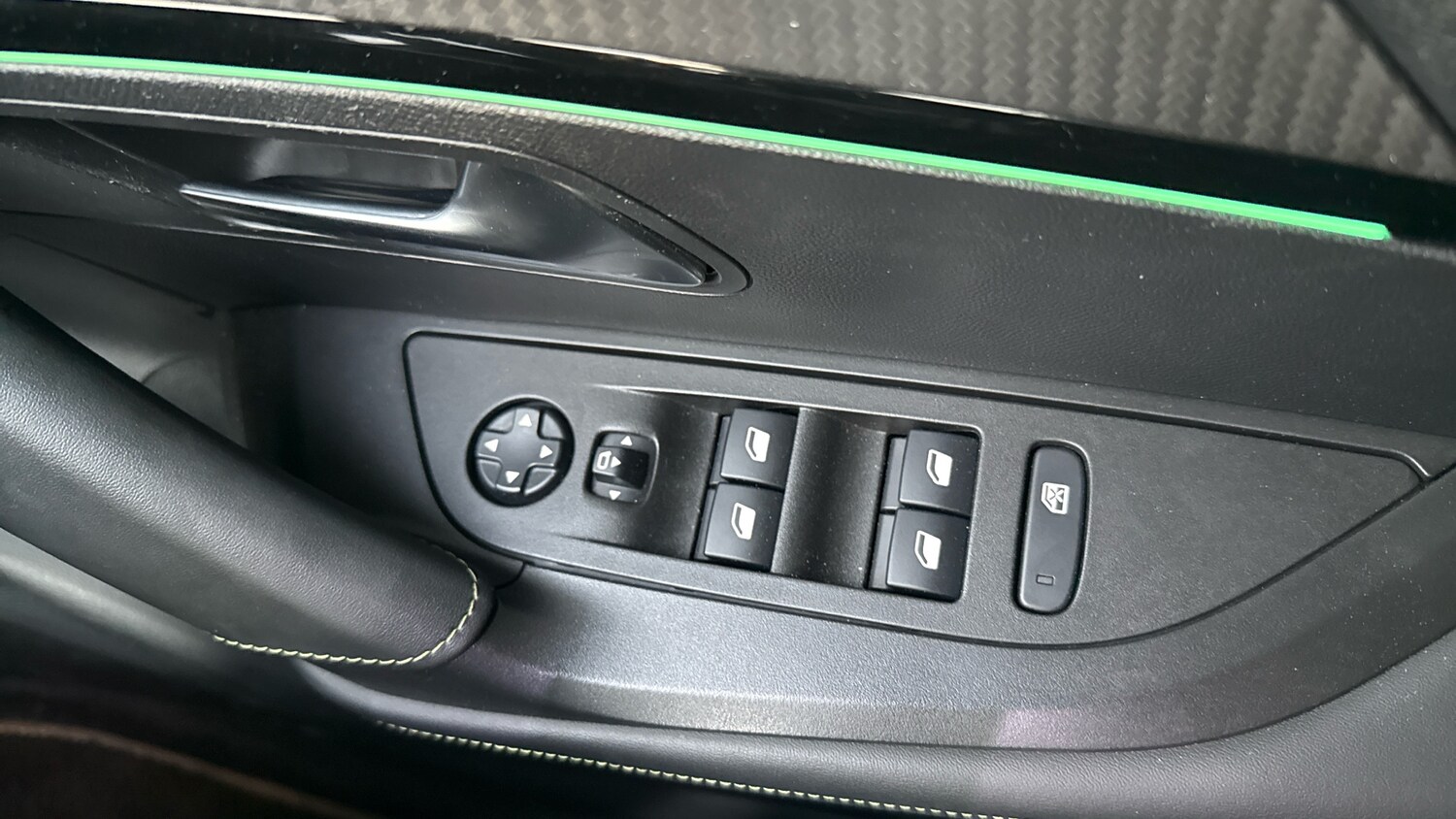 Used Peugeot 2008 2021 for sale - 77971221: Photo 22