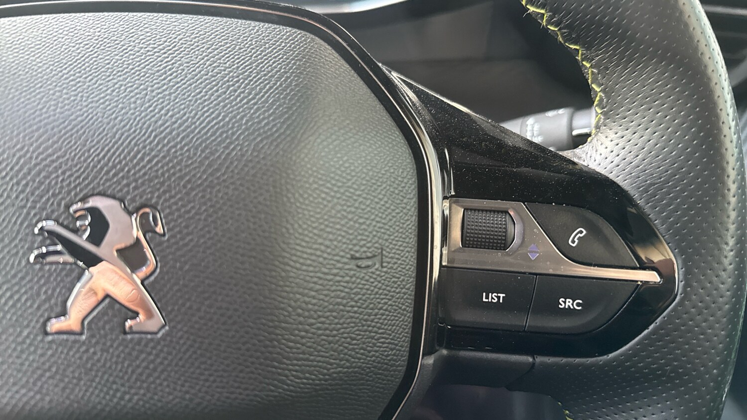 Used Peugeot 2008 2021 for sale - 77971221: Photo 24