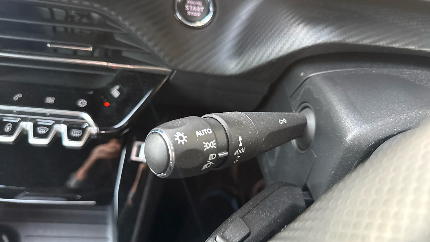 Used Peugeot 2008 2021 for sale - 77971221: Photo 27