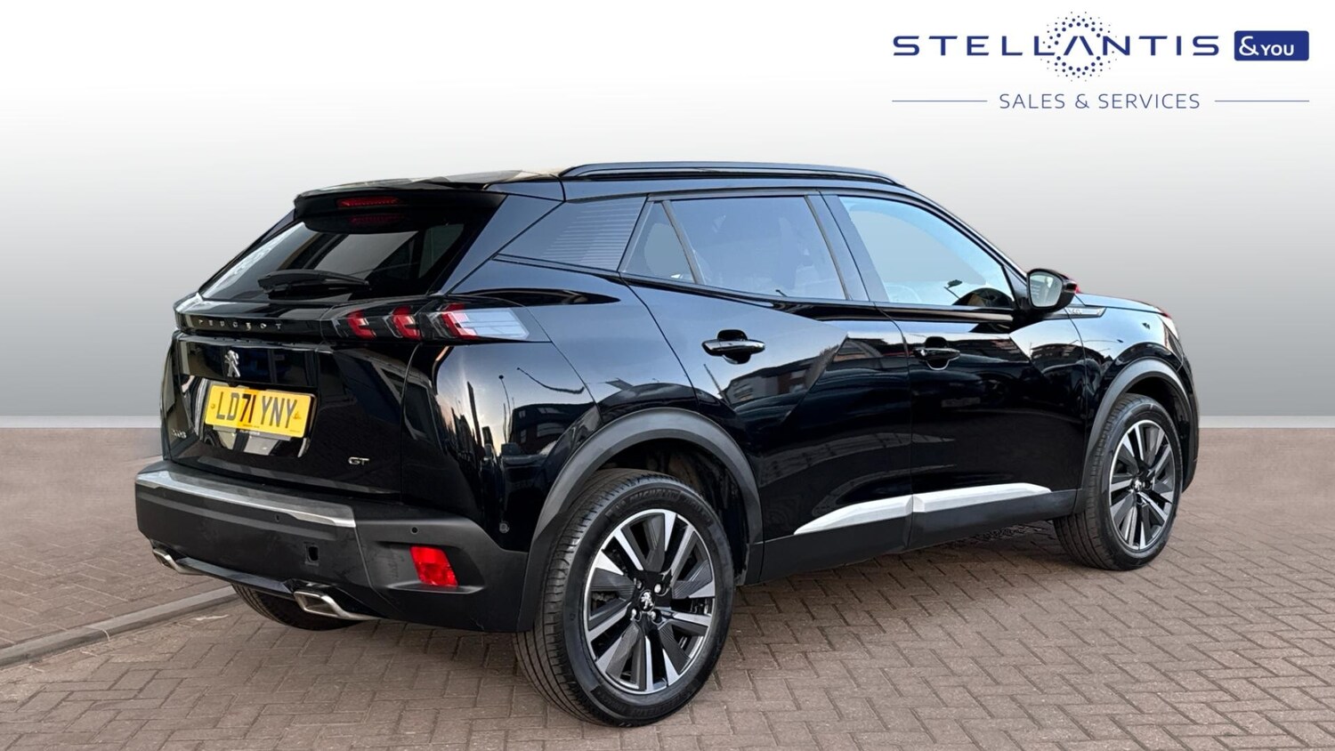 Used Peugeot 2008 2021 for sale - 77971221: Photo 3