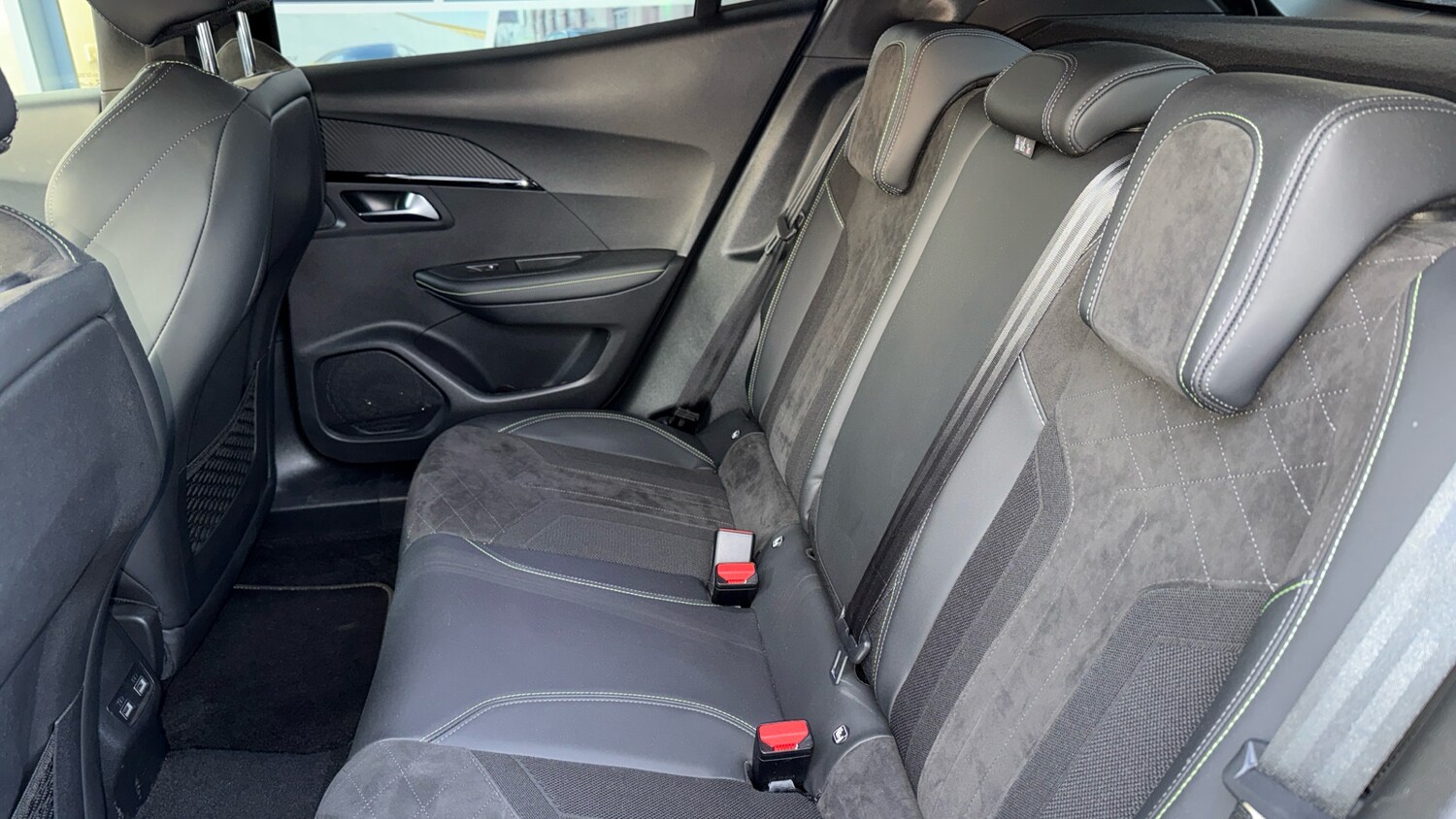 Used Peugeot 2008 2021 for sale - 77971221: Photo 33