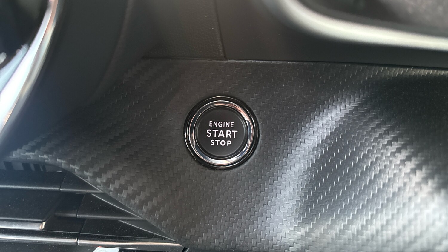 Used Peugeot 2008 2021 for sale - 77971221: Photo 40