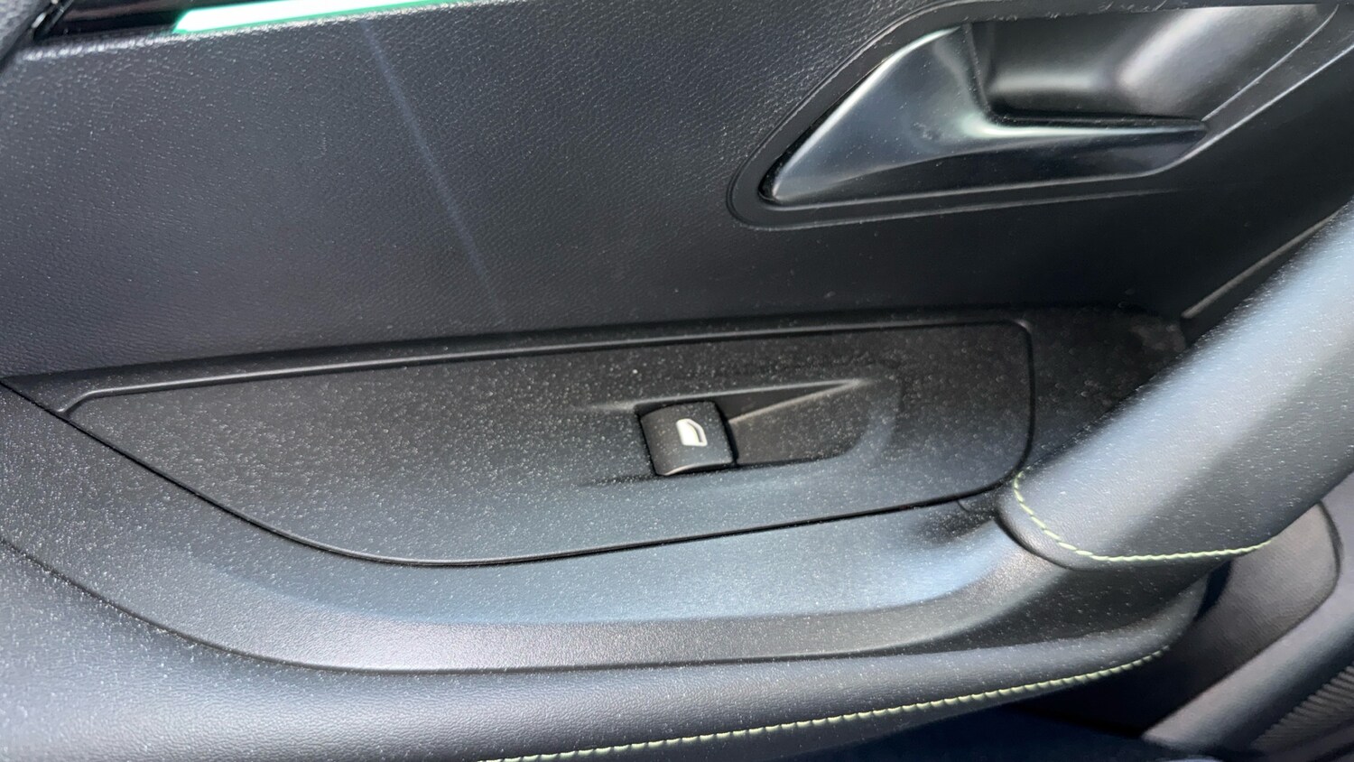 Used Peugeot 2008 2021 for sale - 77971221: Photo 41