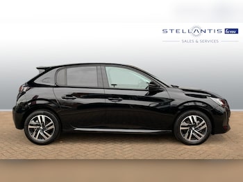 Used Peugeot 208 2023 for sale - 76285235: Photo 2