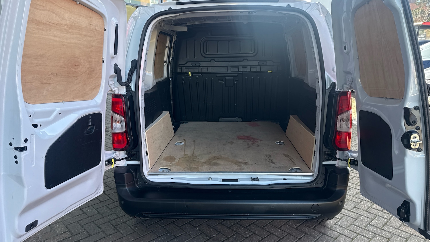 Used Peugeot Partner 2025 for sale - 78035663: Photo 19