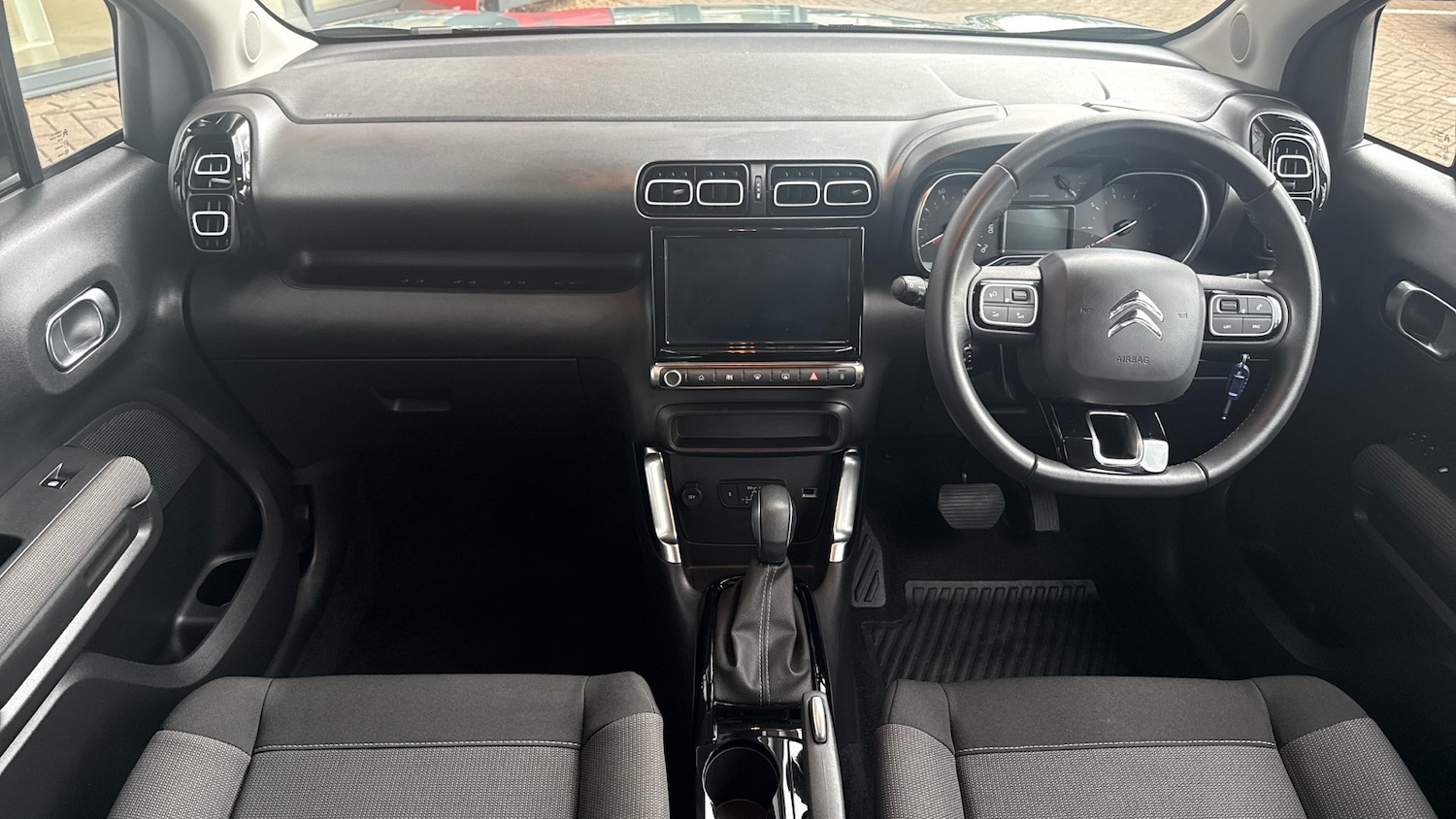 Used Citroen C3 Aircross 2023 for sale - 76772541: Photo 4